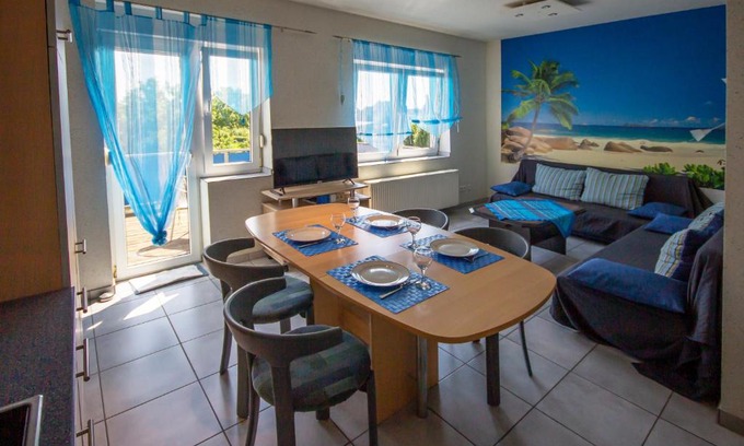 Nickenich Apartamento | Vulkanpark-Ferienwohnung Karibic