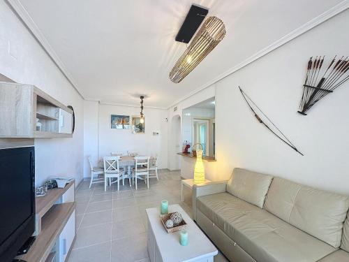 Playa de Vera Apartamento | VVR - Apto 2 Dorm con Terraza y Vistas
