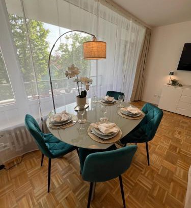Celle Apartamento | W&D living - FeWo Kleines Italien mit Parkplatz und Balkon