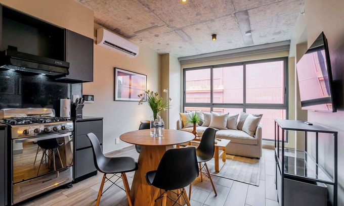 Panama City Apartamento | w* | Majestic 1BR w/ Great Pool in Centriqo
