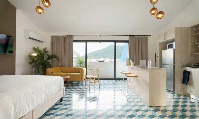 Santa Ana Apartamento | w Fancy Loft in Santa Ana