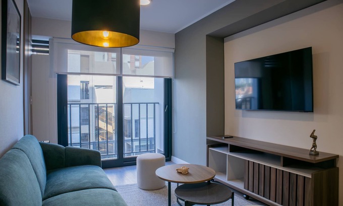 Leuro Apartamento | w Gorgeous 1BR w Terrace in Miraflores