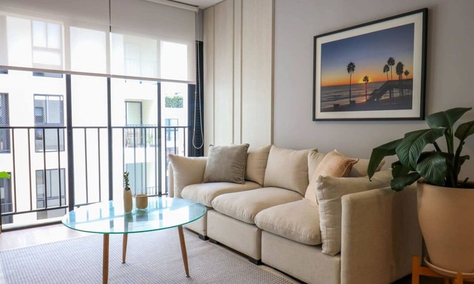 Santa Cruz Apartamento | w Lively 2BR With Balcony in Miraflores