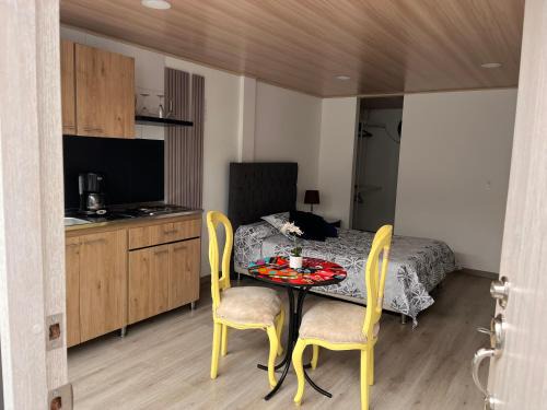 Barrios Unidos Apartamento | W living 203