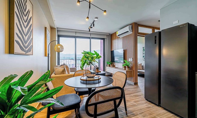 Panama City Apartamento | w* | Regal 1BR w/ Great Deco in Centriqo