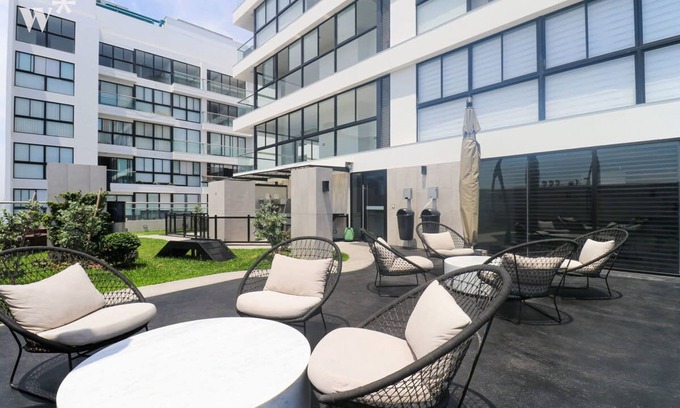 Centro Financiero de San Isidro Apartamento | w Spacious 1BR in San Isidro