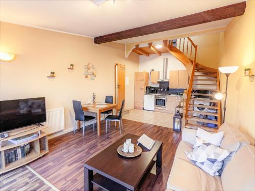 Lichtenhain Casa | W3 - Urlaubsmagie - Maisonette-Wohnung mit Pool