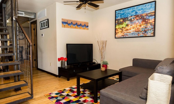 Waco Condominio | El único hotel boutique de Waco: minutos del mercado de Magnolia en el campus