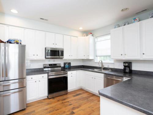Chester Casa | Wade a Minute Chester