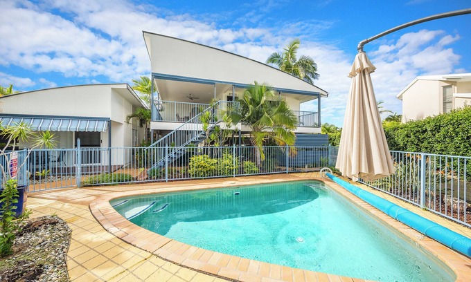 Banksia Beach Casa | WAGTAIL EN BANKSIA !!