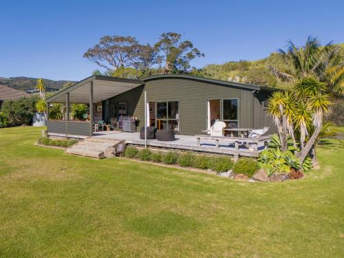Kuaotunu Casa | Wai Whare - Kūaotunu Holiday Home