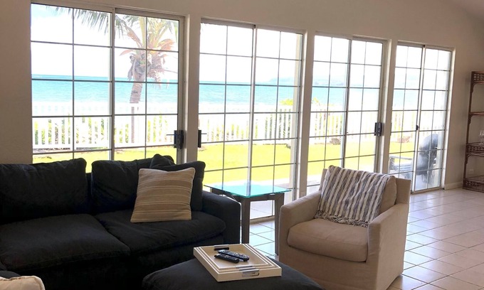 Waialua Casa | Waialua Beachfront Home, 5 bed/4 bath-Northshore