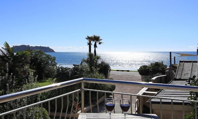 Onetangi Apartamento | Waiheke Island - Onetangi Beachfront Apartments