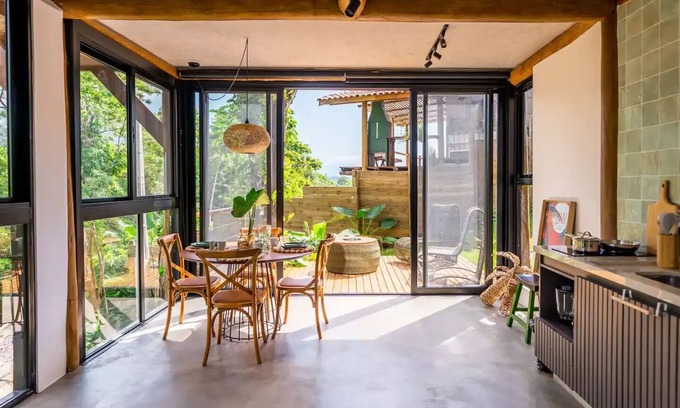 Felix Apartamento | Waimea: Vista Para o Mar e Para a Montanha