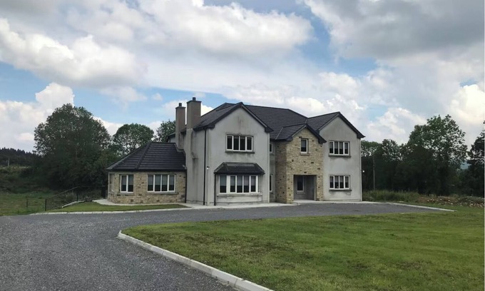 Barran Casa | Wainsfort House, Blacklion – A Charming Retreat for Your Perfect Getaway