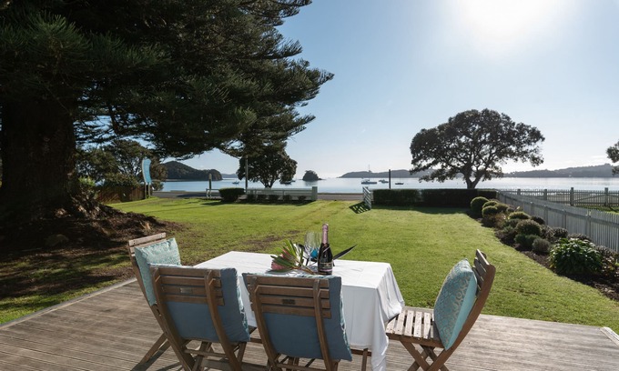 Paihia Cabaña | Wairangi Beach Cottage - Paihia Beach House