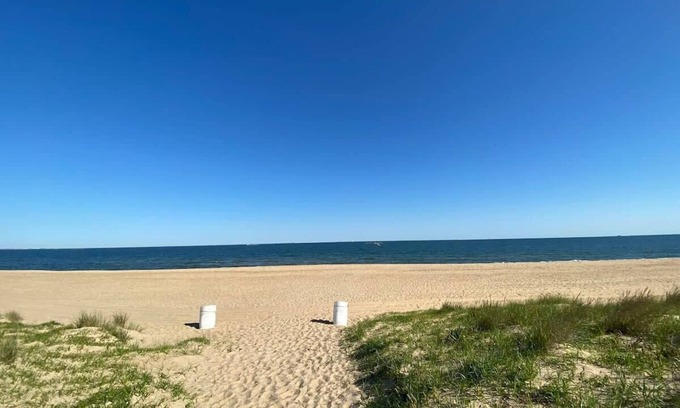 Northeast Virginia Beach Casa | Wake Forest Bungalow - Suite B