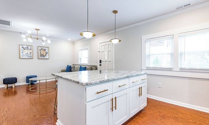 Youngsville Casa | Wake Forest cottage -starts at 3k/month
