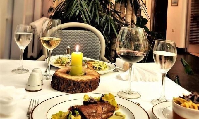 Schmoeckwitz Hotel | Waldhotel am See Berlin-Schmöckwitz