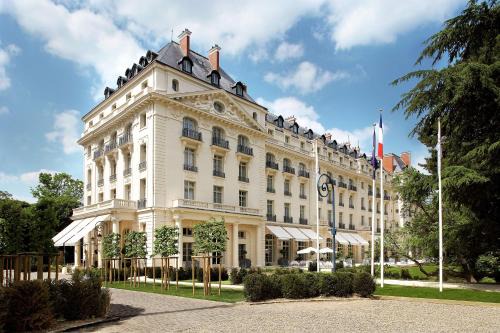 Notre-Dame Complejo | Waldorf Astoria Versailles - Trianon Palace