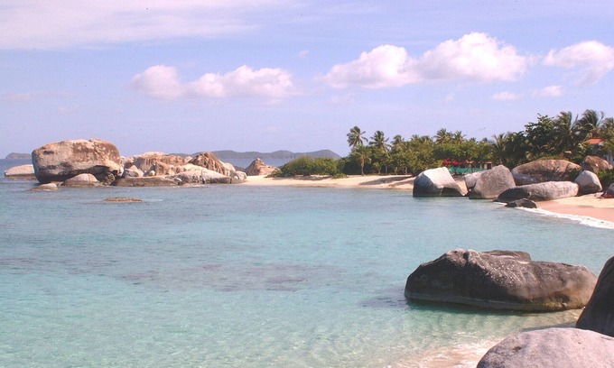 Little Trunk Bay Villa | Camine o practique snorkel a 6 playas y baños