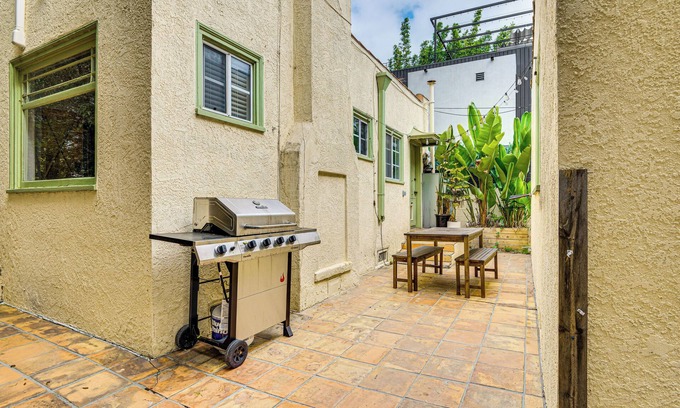 Venice Cabaña | Walk to Abbot Kinney: Tranquil Cottage in Venice!