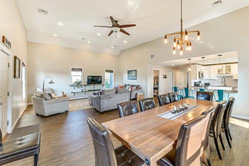 Culver Casa | Walk to Academy Family Lake Penthouse in Culver!