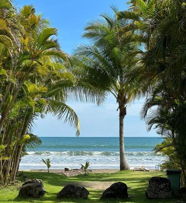 Tambor Apartamento | Walk to Beach and Enjoy Luxury amidst Nature