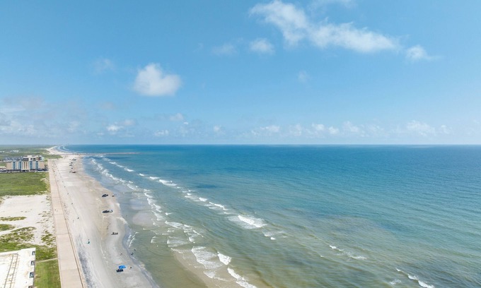 Corpus Christi Apartamento | Walk to Beach: Corpus Christi Gem on Padre Island!