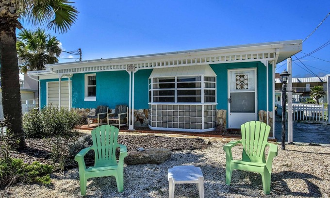 Flagler Beach Casa | Walk to Beach | Dog-Friendly Cottage | Ocean View | Garage Parking |Close to Downtown Flagler & Pier