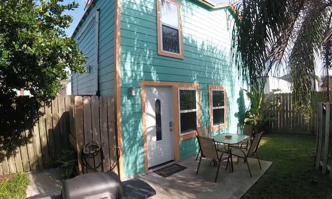San Jacinto Casa | 1 cuadra de la playa, mascotas, WiFi, DirectTV