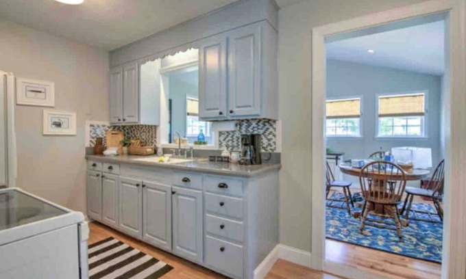 Bristol Casa | Walk to Casino, close to downtown, BMS, and pet friendly