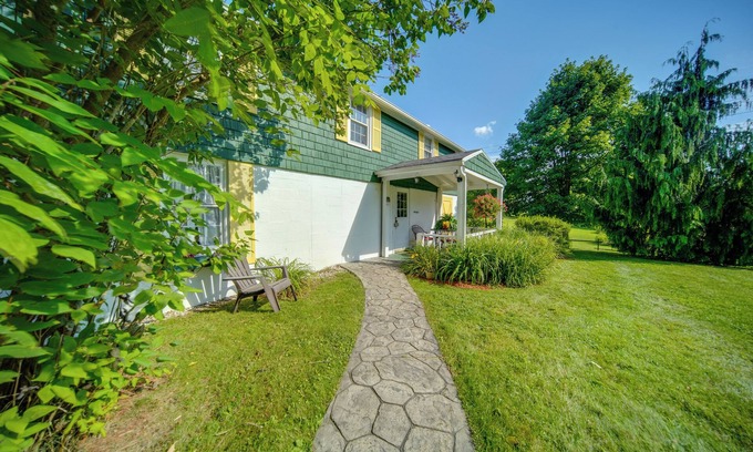 Mayville Cabaña | Walk to Chautauqua Lake: Mayville Getaway!