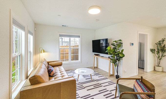 Central Arlington Casa | Walk to Cowboys Games: Arlington Home w/ Pool!