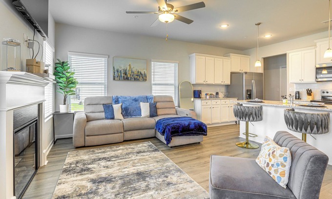 Lovejoy Casa | Walk to Dog Park & Playground: Hampton Haven!