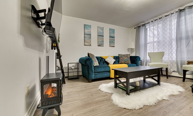 Albany Apartamento | Walk to Downtown Albany: Ten Broeck Triangle Apt!