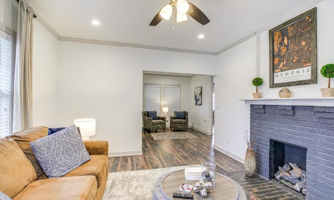 Cooper-Young Historic District Casa | Walk to Eats Midtown Memphis Home with Patio!