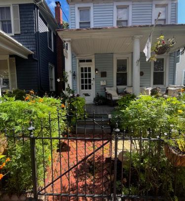 Annapolis Casa | Walk to Everything Historic Arts District