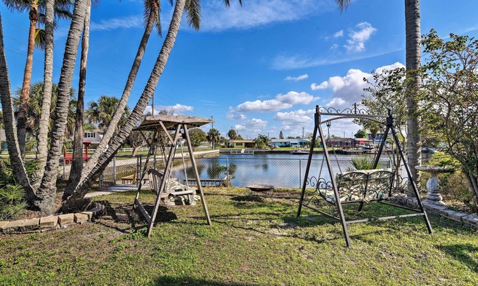 Sea Ranch On The Gulf Casa | ¡NUEVO! Hudson Home w / Boat Dock - Golfo de México ¼ Mi