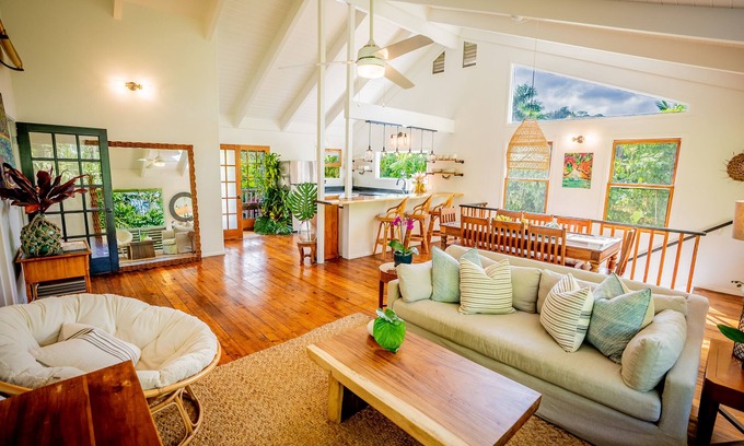 Hanalei Casa | Walk to Hanalei Bay&Town. Waterfalls&Mountain Views. A/C, FREE Surf,Sup,Bike.etc