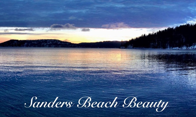 Coeur d'Alene Cabaña | Walk to Lake, DT CdA & hike Tubbs Hill. Perfect location & brand new everything!