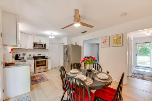 Tallahassee Casa | Walk to Lake Munson Tree-Filled Tallahassee Gem!
