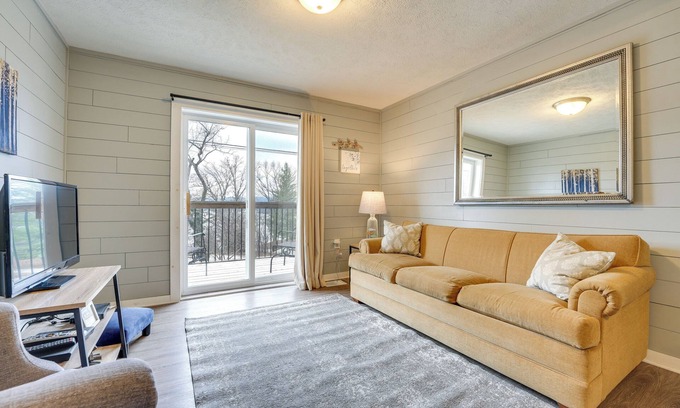 Cape Fair Apartamento | Walk to Lake & Trails: Cape Fair Retreat w/ Grill!