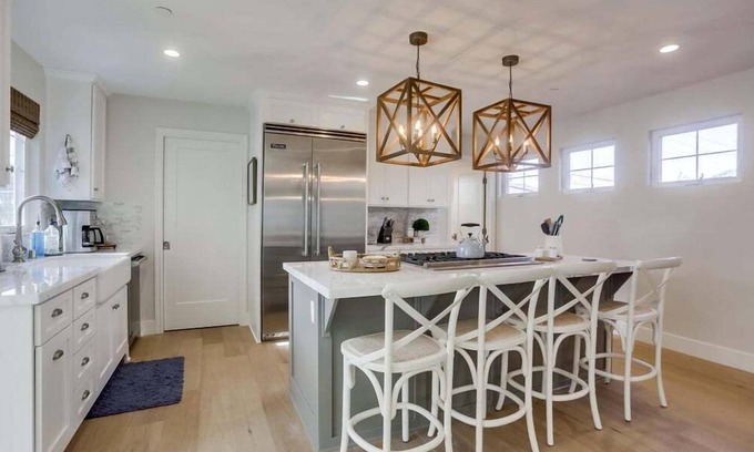La Jolla Shores Casa | A ESTRENAR ★ Walk to Ocean ★ AC ★ 3 niveles