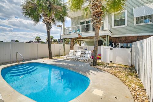 Surfside Beach Casa | Walk to Ocean and Pier Surfside Beach House with Pool