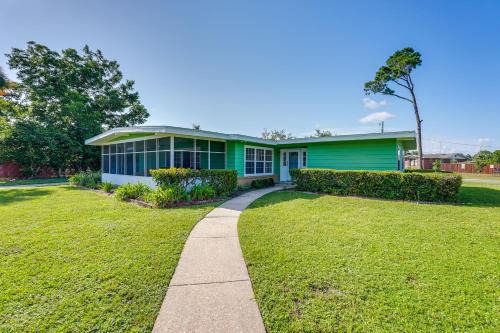 Woodlawn Casa | Walk to Ocean Home in Panama City Beach!