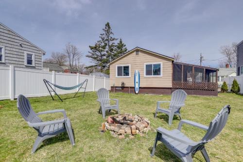 Old Orchard Beach Casa | Walk to OOB Pier Family-Friendly Home with Hot Tub!