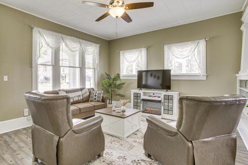 Franklin Casa | Walk to Restaurants and Shops Dtwn Franklin Retreat