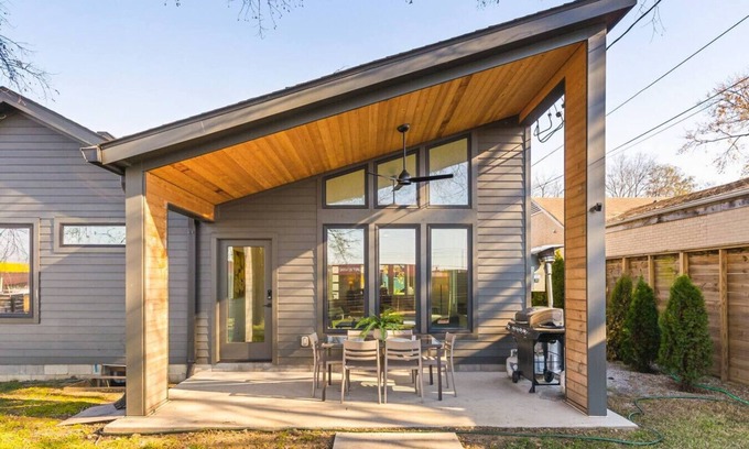 McFerrin Park Casa | Walk to Restaurants - Outdoor Patio with Grill & Fit Pit, 1 Mile to Stadium & Downtown