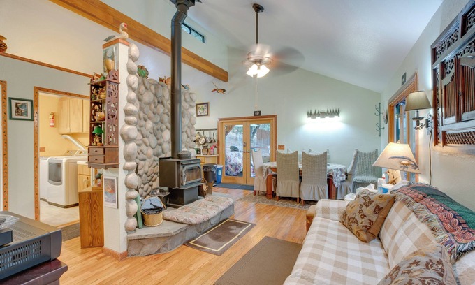 Placerville Cabina | Placerville Cabin w / Forest Views - Walk to River!